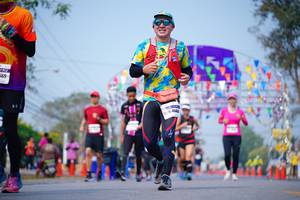 BIB: 569
                            <button type="button" onclick="openModal(10090186)" class="btn btn-primary btn-sm float-right btn-popup" data-toggle="modal" data-target=".modal-high-quality">
                        <i class="fas fa-shopping-cart"></i> Add to Cart
                    </button>
                                            <button type="button" onclick="isThisMe(10090186, true)" class="btn btn-success btn-sm float-right btn-popup btn-isme hidden" data-toggle="tooltip" data-placement="bottom" title="นี่คือรูปของคุณใช่ไหม คลิกที่นี่เพื่อเอาเข้าอัลบั้ม">
                        <i class="fas fa-plus"></i> Add to album
                    </button>
                    <button type="button" onclick="isThisMe(10090186, false)" class="btn btn-warning btn-sm float-right btn-popup btn-isnotme hidden">
                        <i class="fas fa-ban"></i> Remove from album
                    </button>